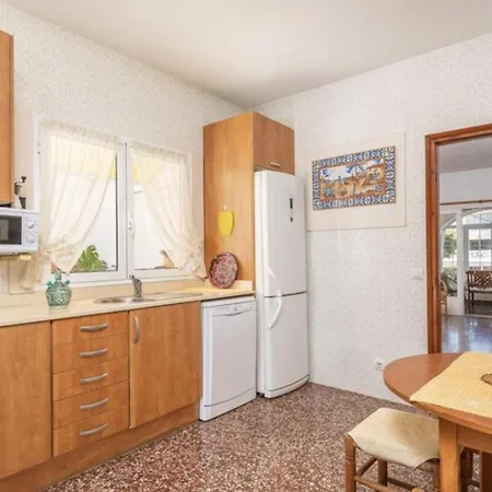 Menorca Rustic Sunny Retreat By The Sea Санто Томас